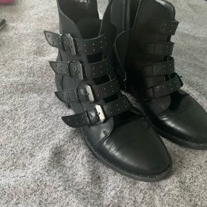 Steve Madden boots